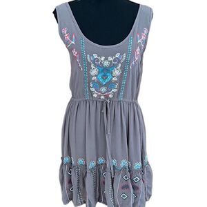NWOT Urban Mangoz gray sleeveless drawstring waist embroidered ruffle dress sz S